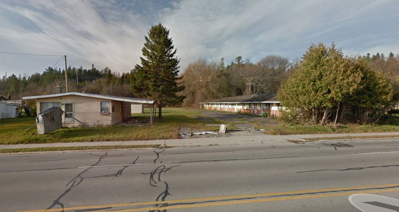 Riviera Motel - Street View (newer photo)